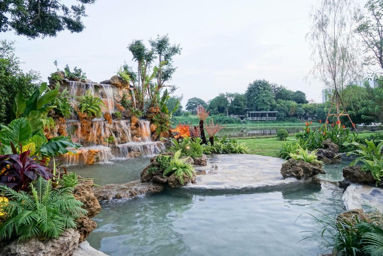 Nantra Chiangmai Riverfront Hotel Чиангмай Екстериор снимка